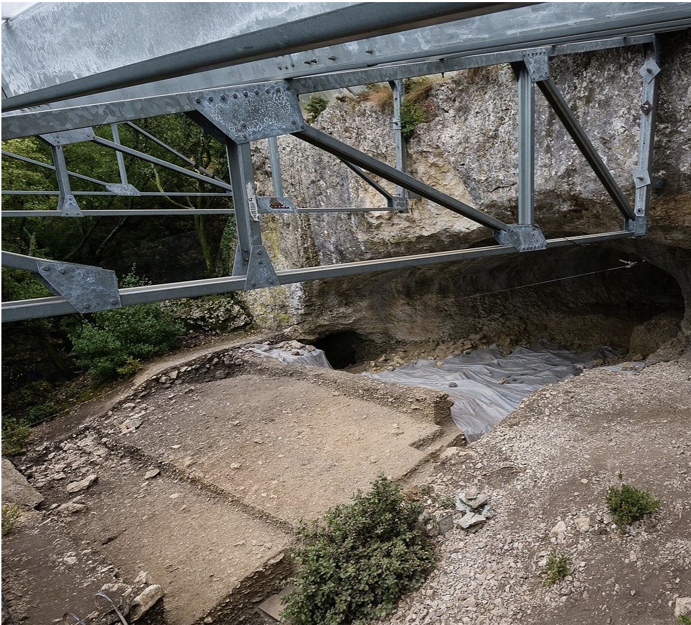 grotte Mandrin Malataverne